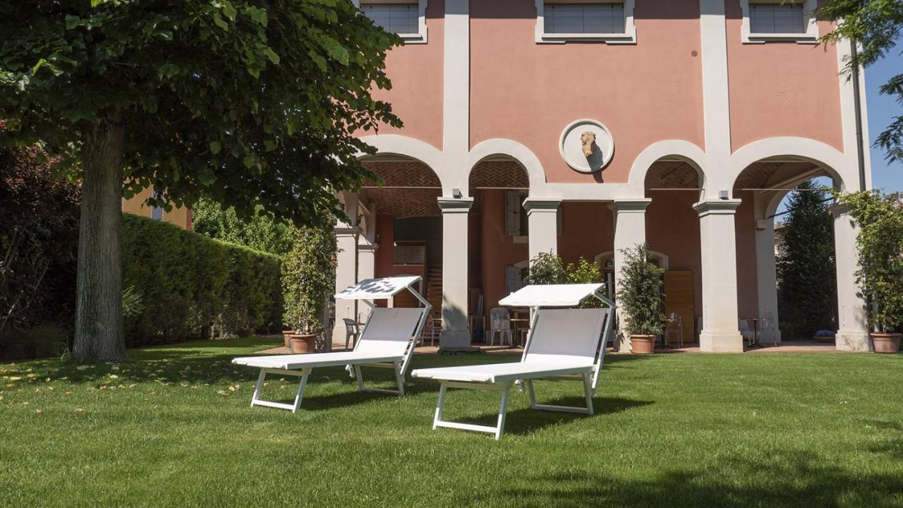 Villa Matildis Modena Buitenkant foto